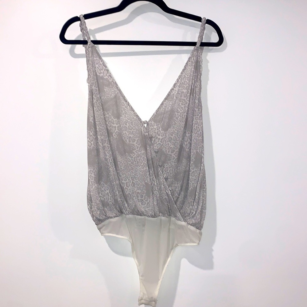 Free People Bodysuit Large Gray Leopard Print (worn once)